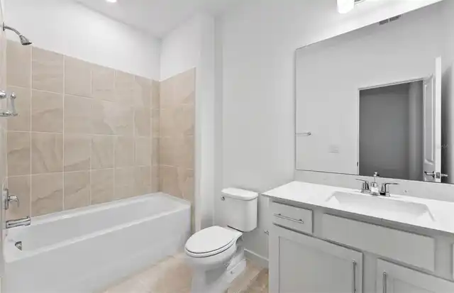 Listing Photo 14
