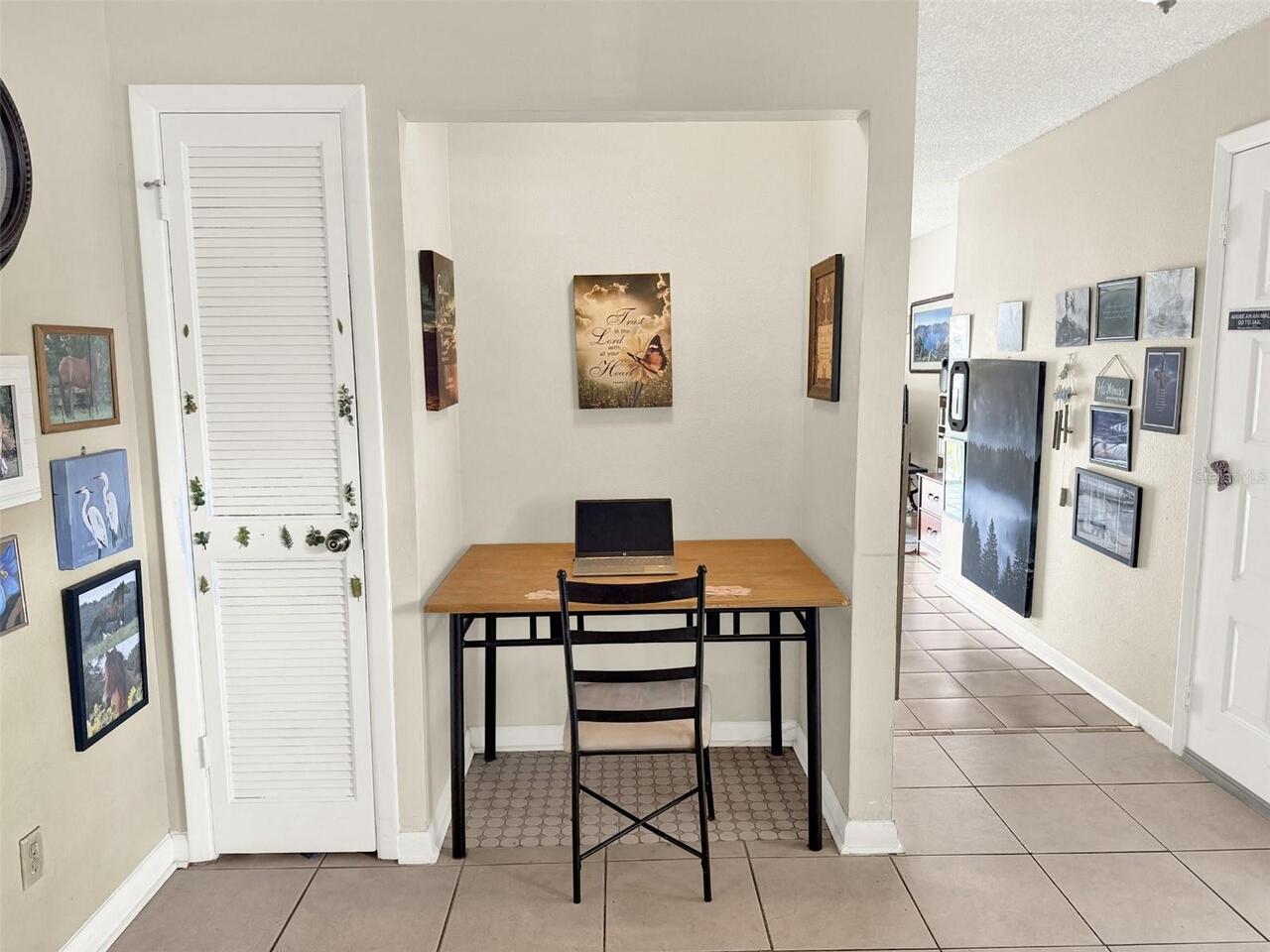 Listing Photo 9
