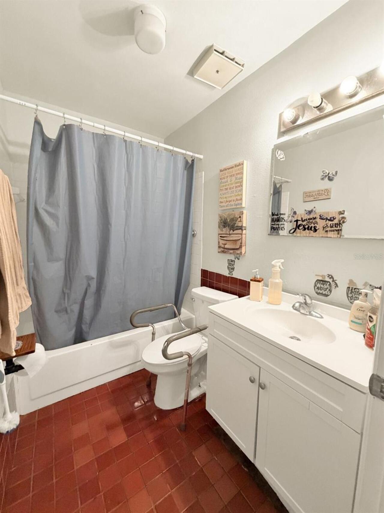 Listing Photo 15