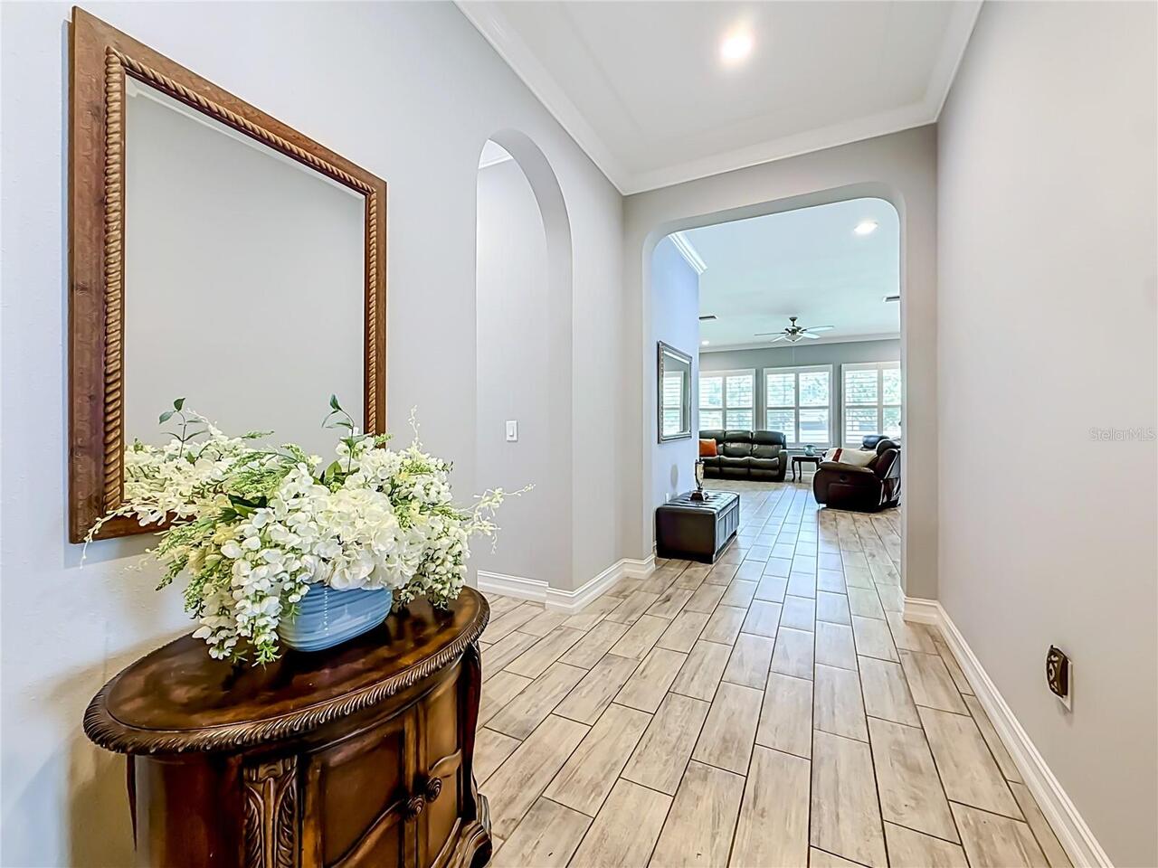 Listing Photo 11