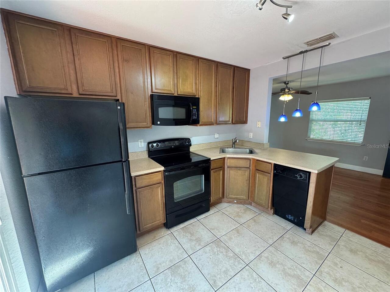 Listing Photo 7