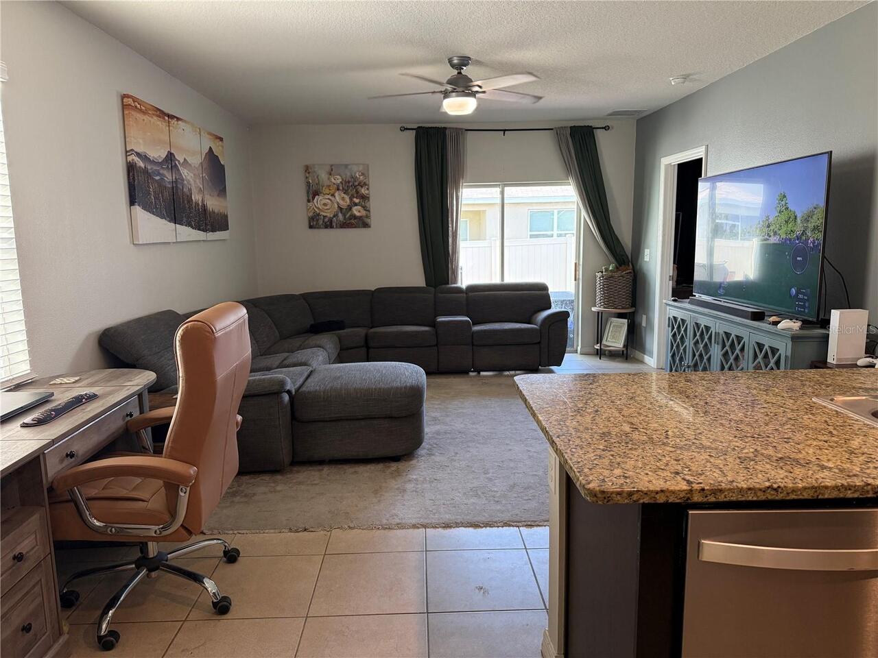 Listing Photo 8