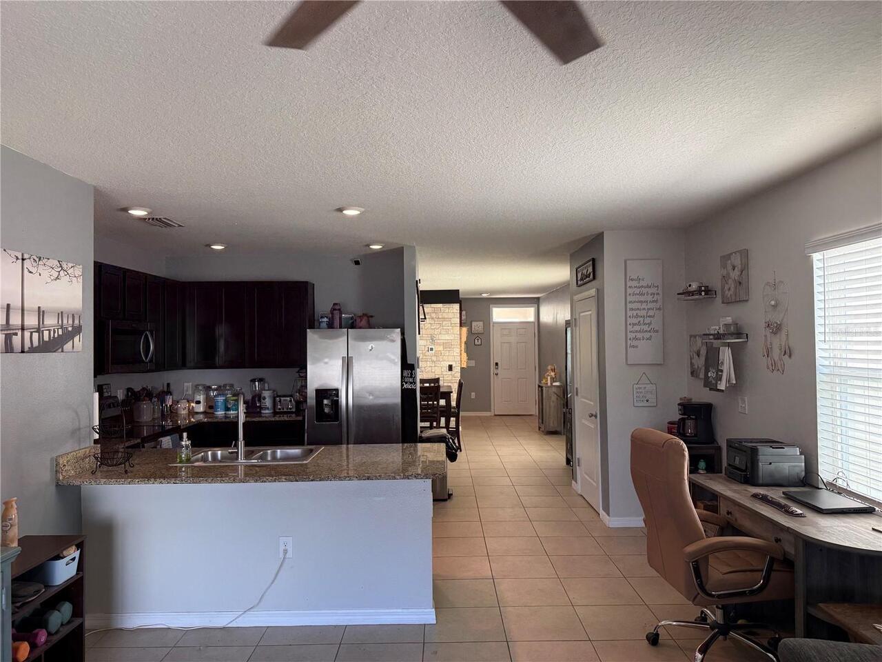 Listing Photo 10