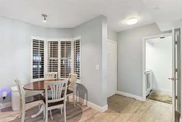 Listing Photo 10