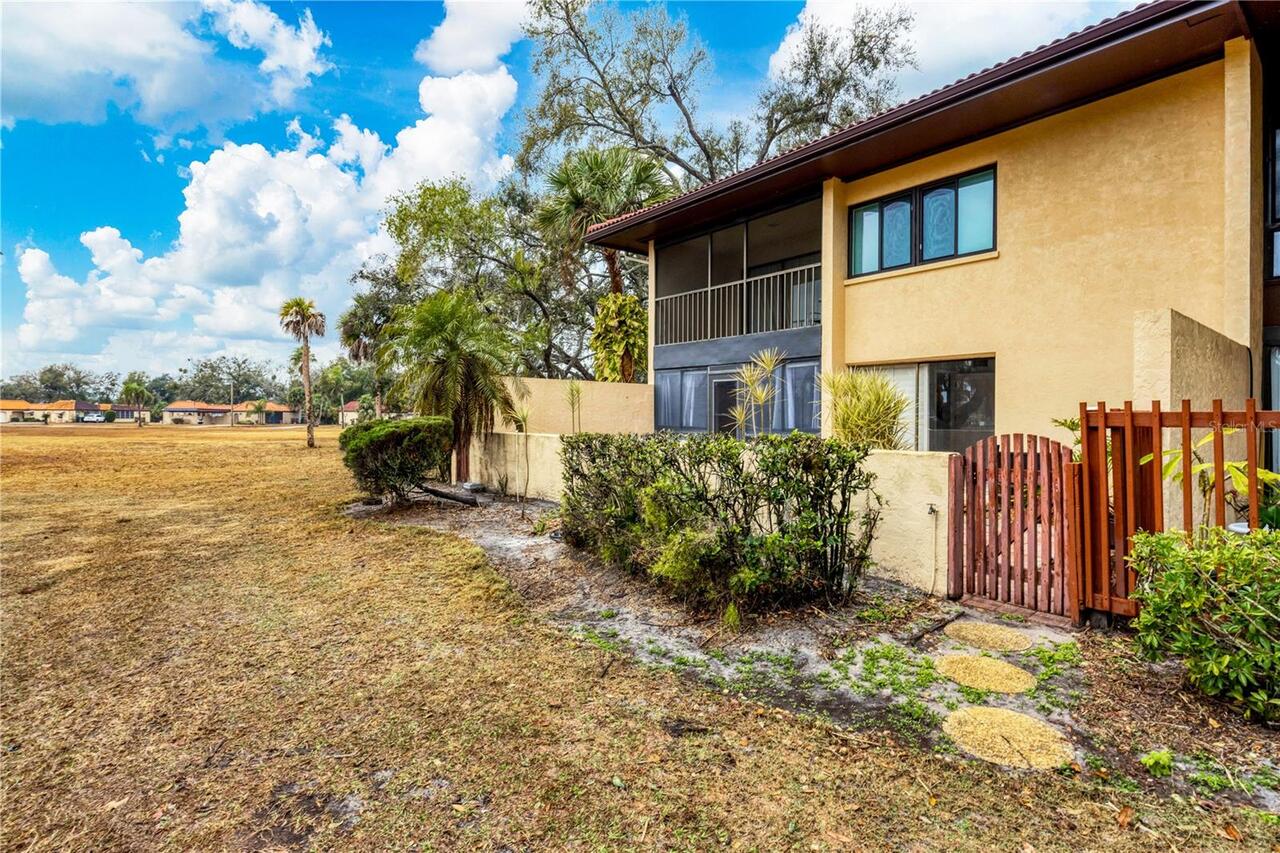 Listing Photo 38