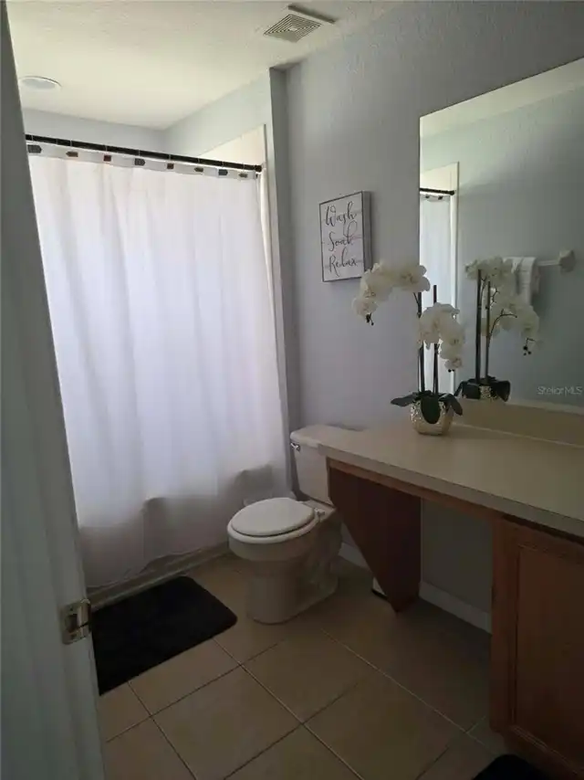 Listing Photo 8