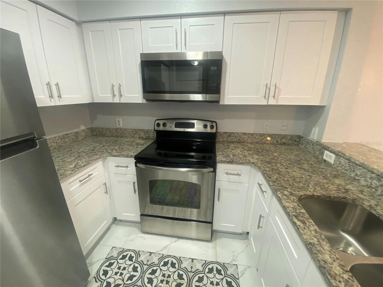 Listing Photo 7