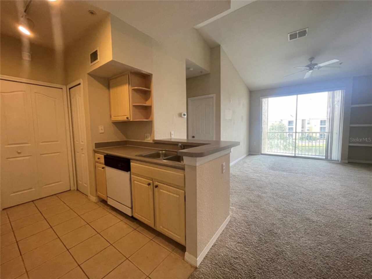 Listing Photo 9