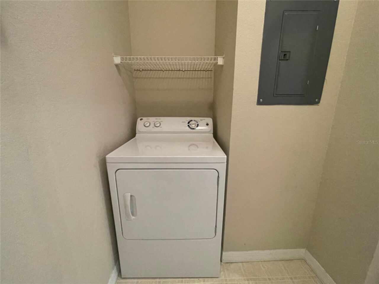 Listing Photo 10
