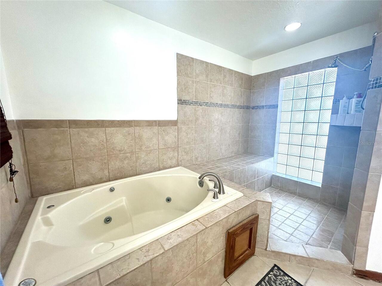 Listing Photo 41