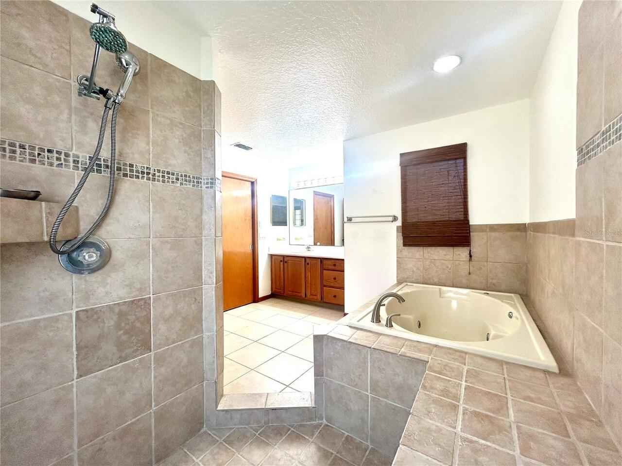 Listing Photo 47