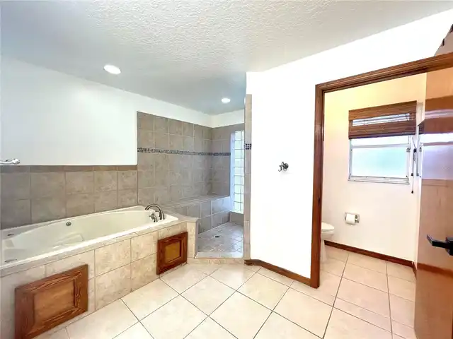 Listing Photo 46