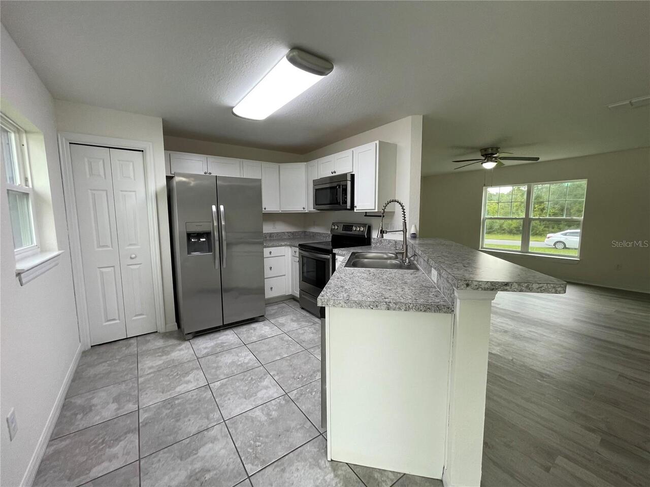Listing Photo 11