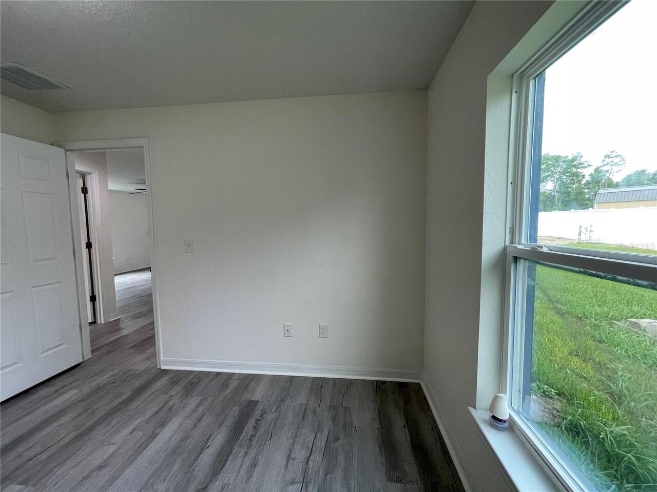 Listing Photo 28