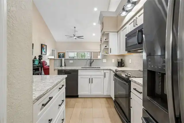 Listing Photo 7