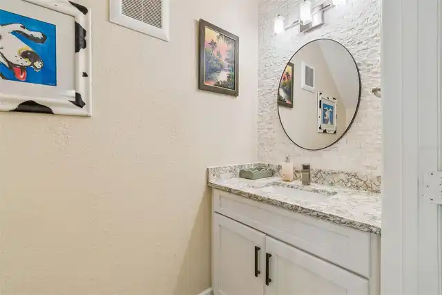 Listing Photo 18