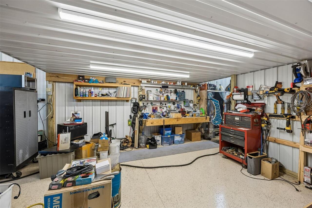 Listing Photo 10