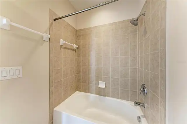 Listing Photo 34