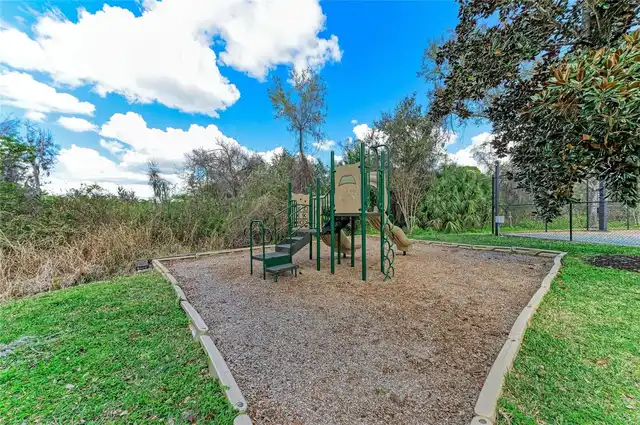 Listing Photo 43