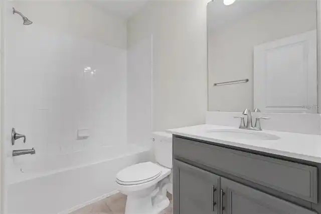Listing Photo 12