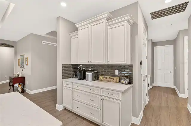 Listing Photo 43