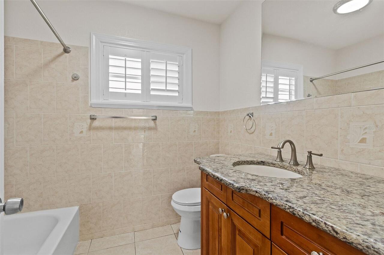 Listing Photo 9