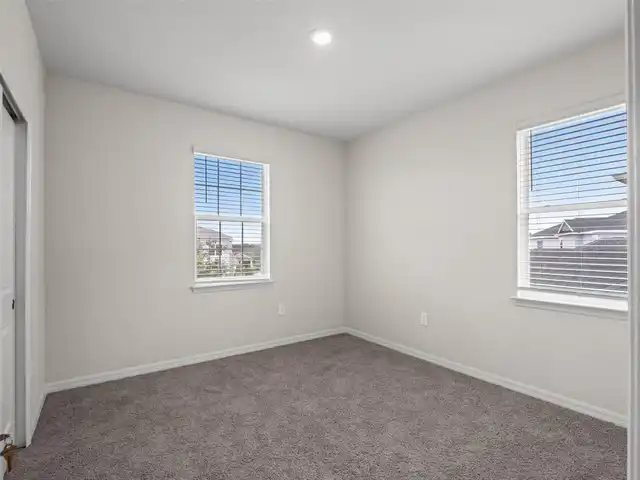 Listing Photo 25