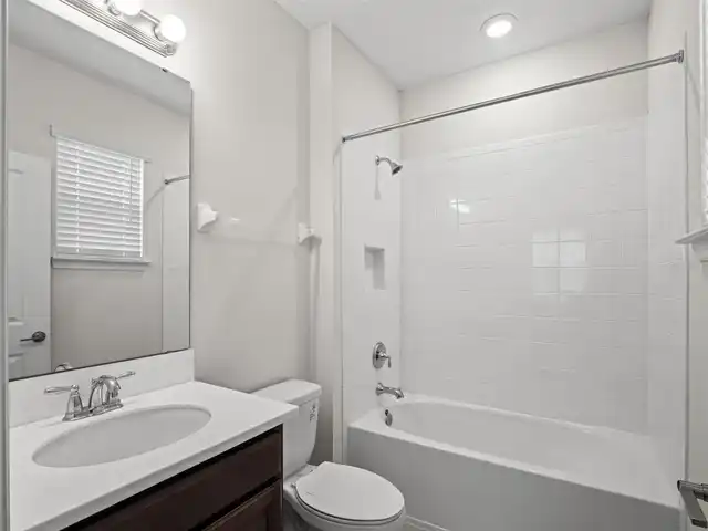 Listing Photo 28