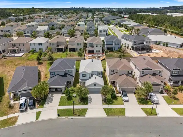 Listing Photo 32