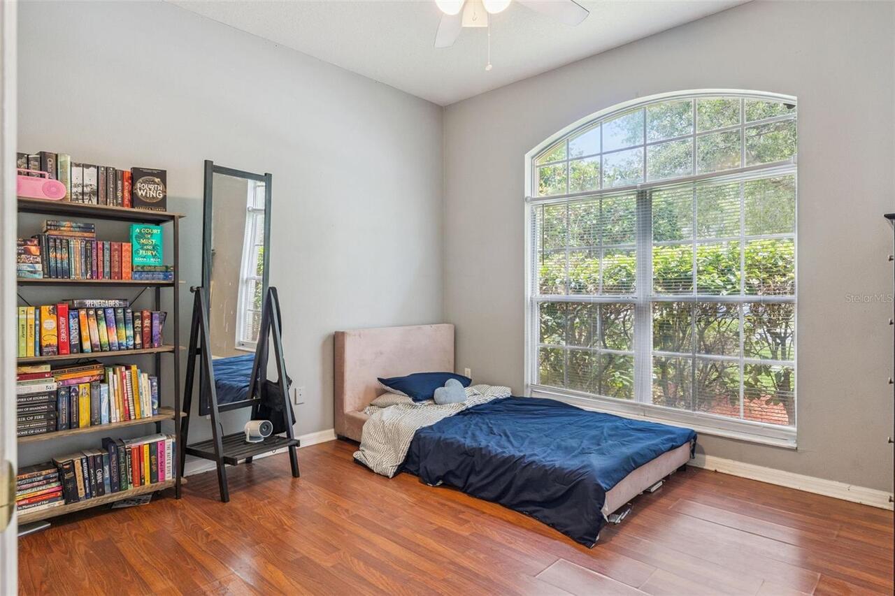 Listing Photo 17