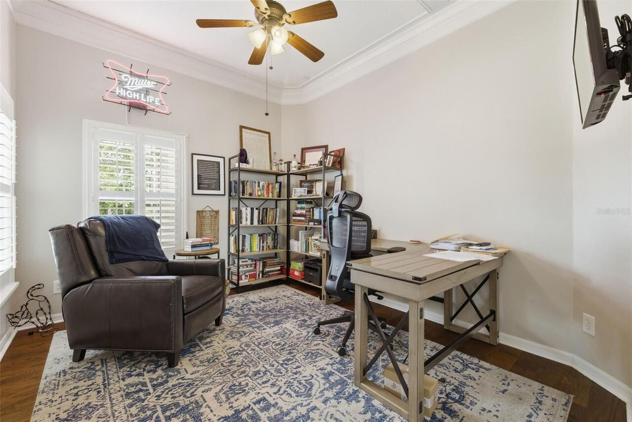 Listing Photo 10