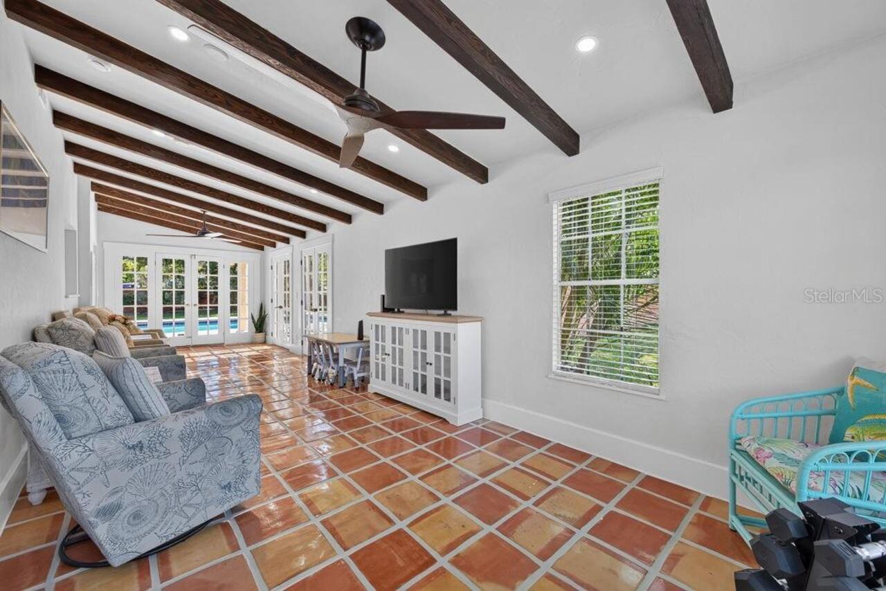Listing Photo 15