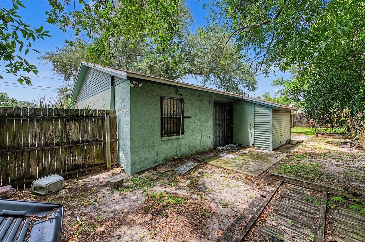 Listing Photo 8