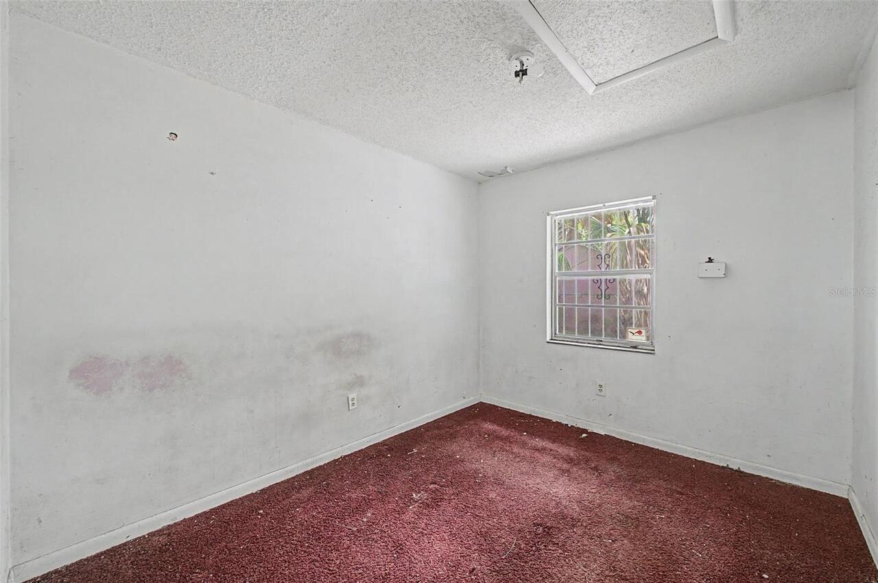 Listing Photo 17