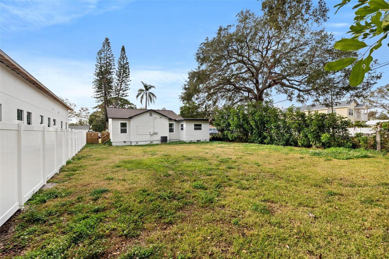 Listing Photo 24