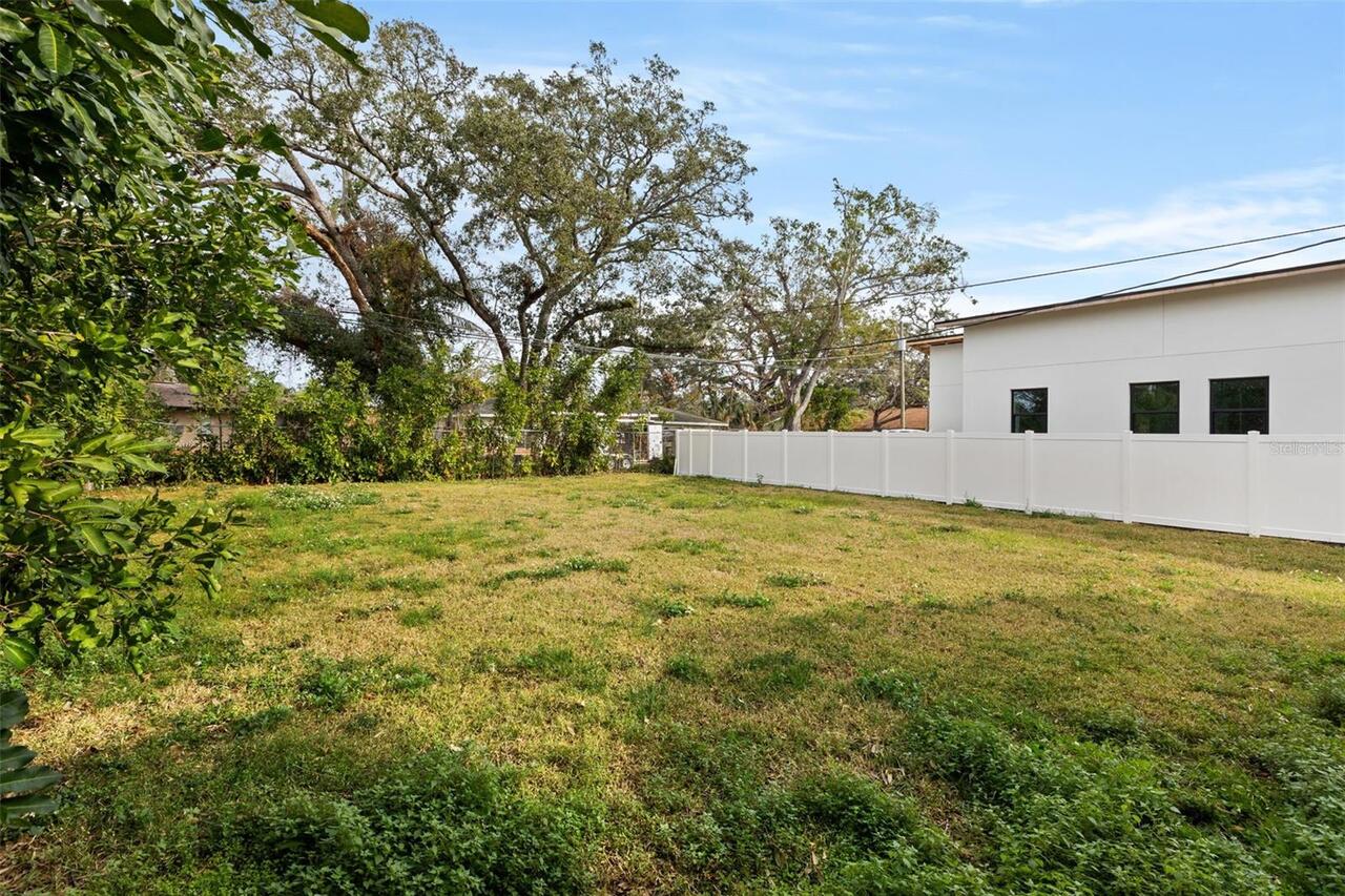 Listing Photo 25