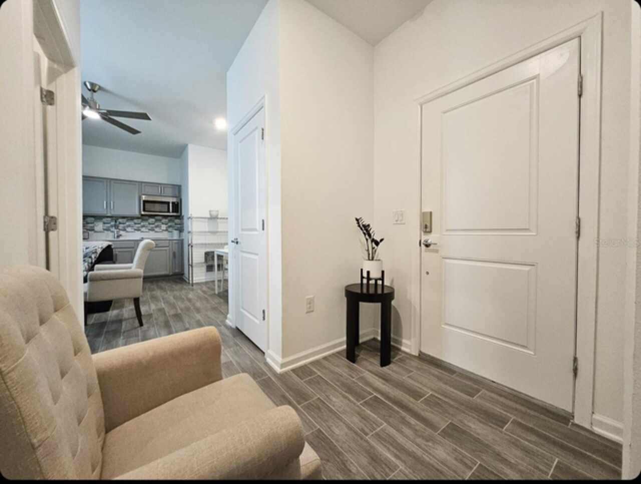Listing Photo 10