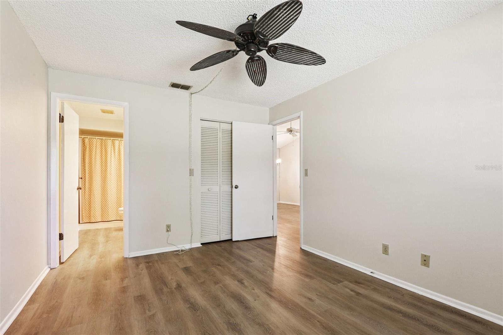 Listing Photo 22
