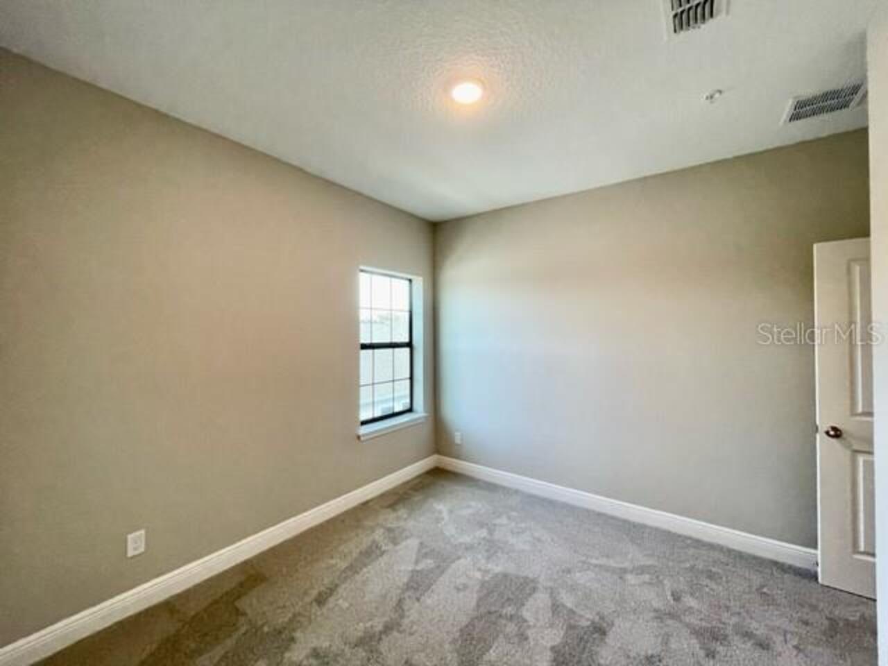 Listing Photo 24
