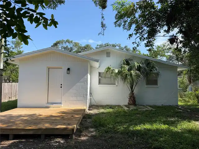 Listing Photo 16