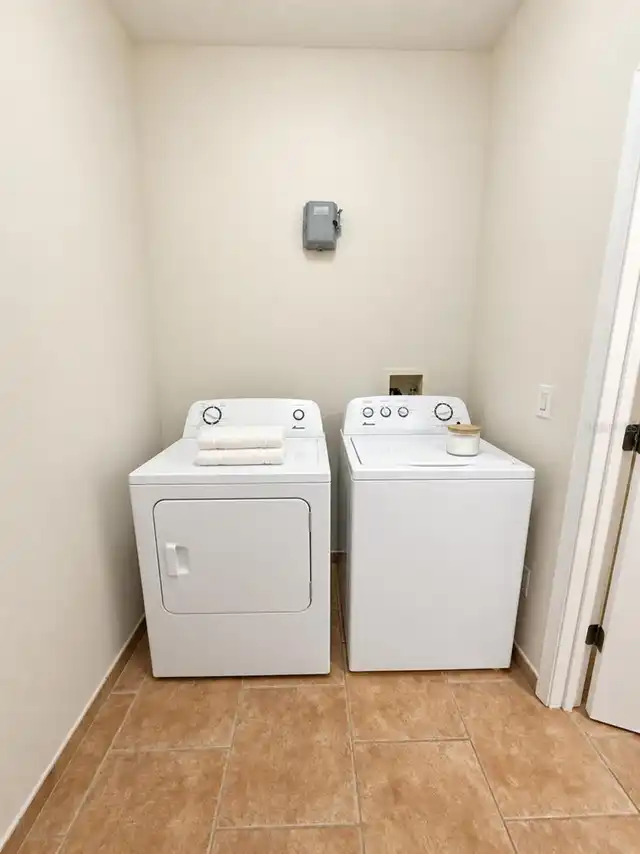 Listing Photo 9