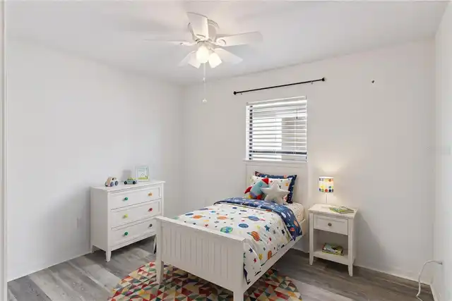 Listing Photo 17