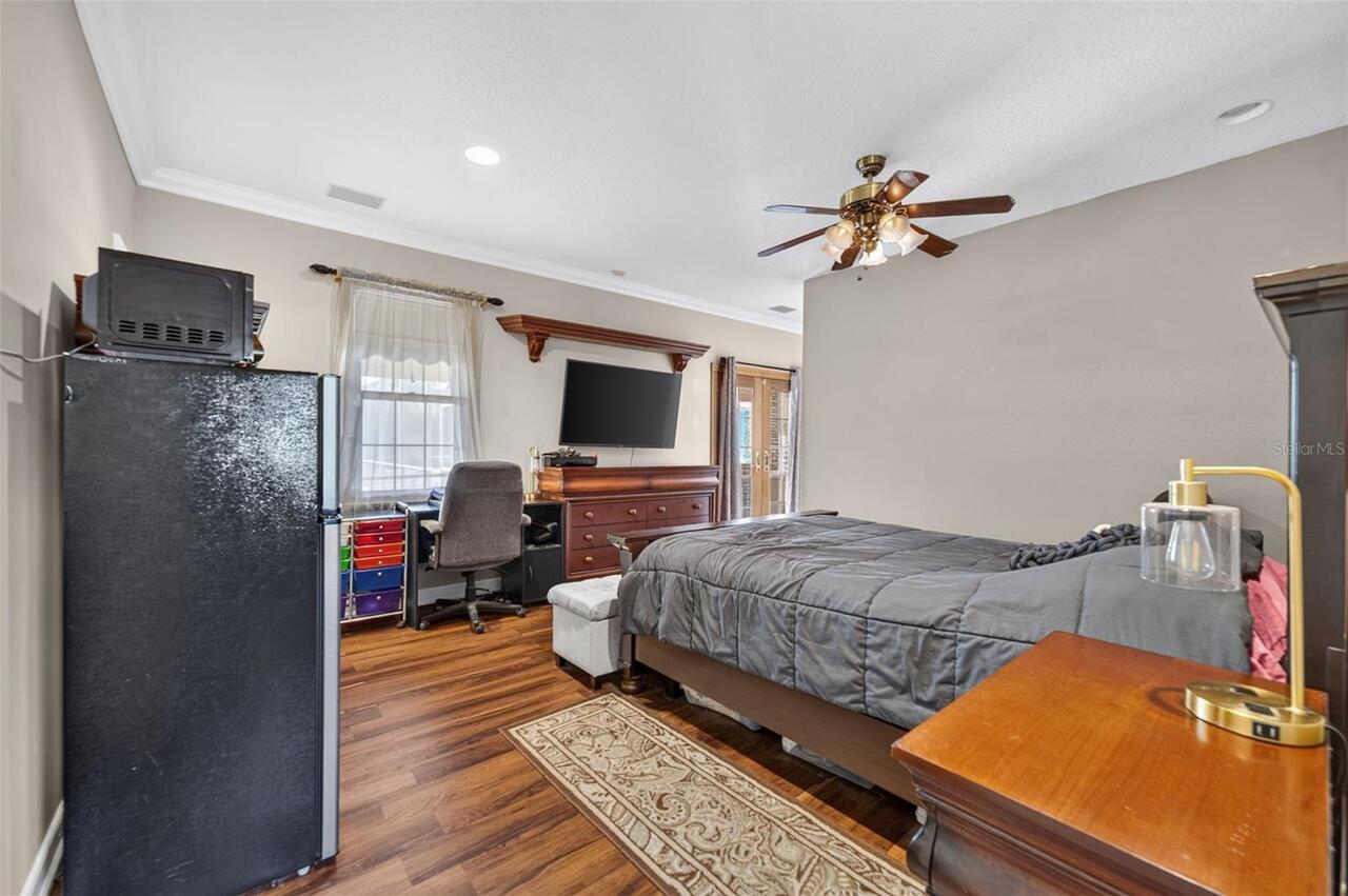 Listing Photo 23