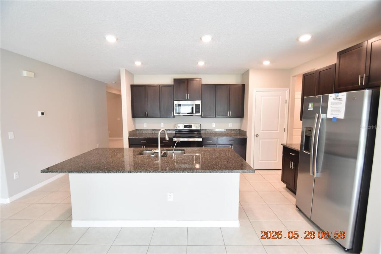 Listing Photo 10
