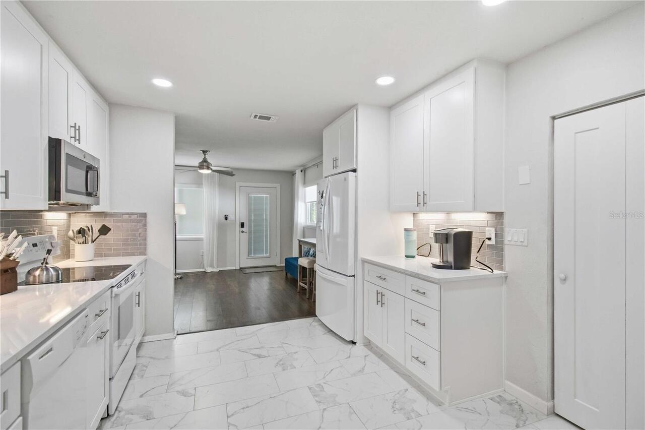 Listing Photo 15