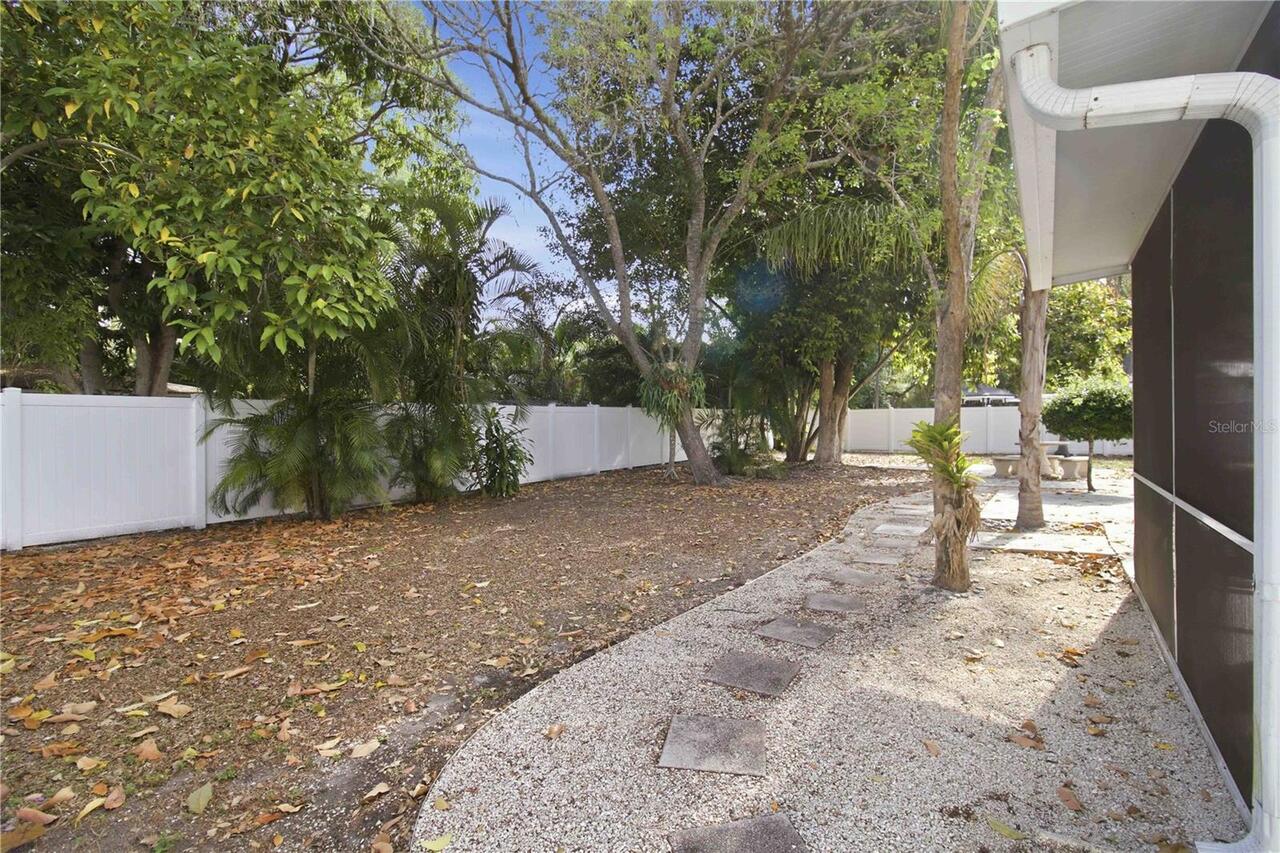Listing Photo 42