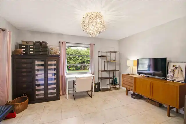 Listing Photo 20