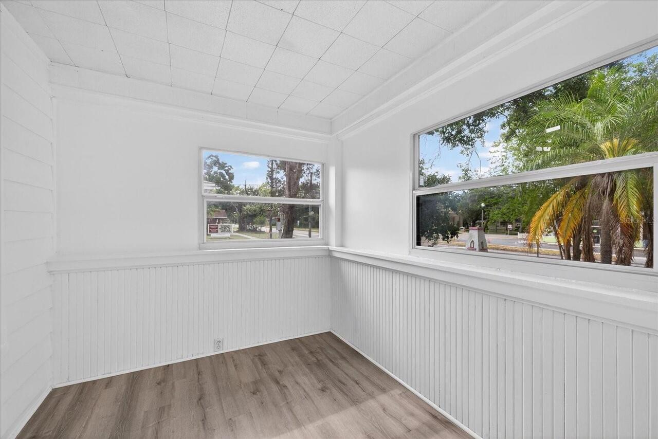 Listing Photo 14