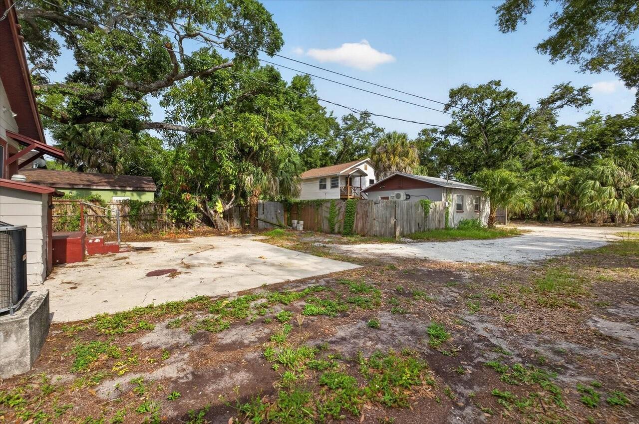 Listing Photo 22