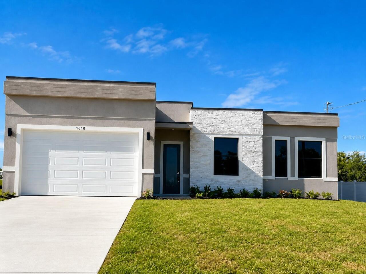 Listing Photo 1